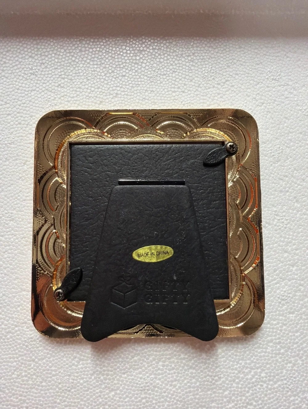 Set of 2 Decorative Gold-tone Photo Frames with Intricate Designs